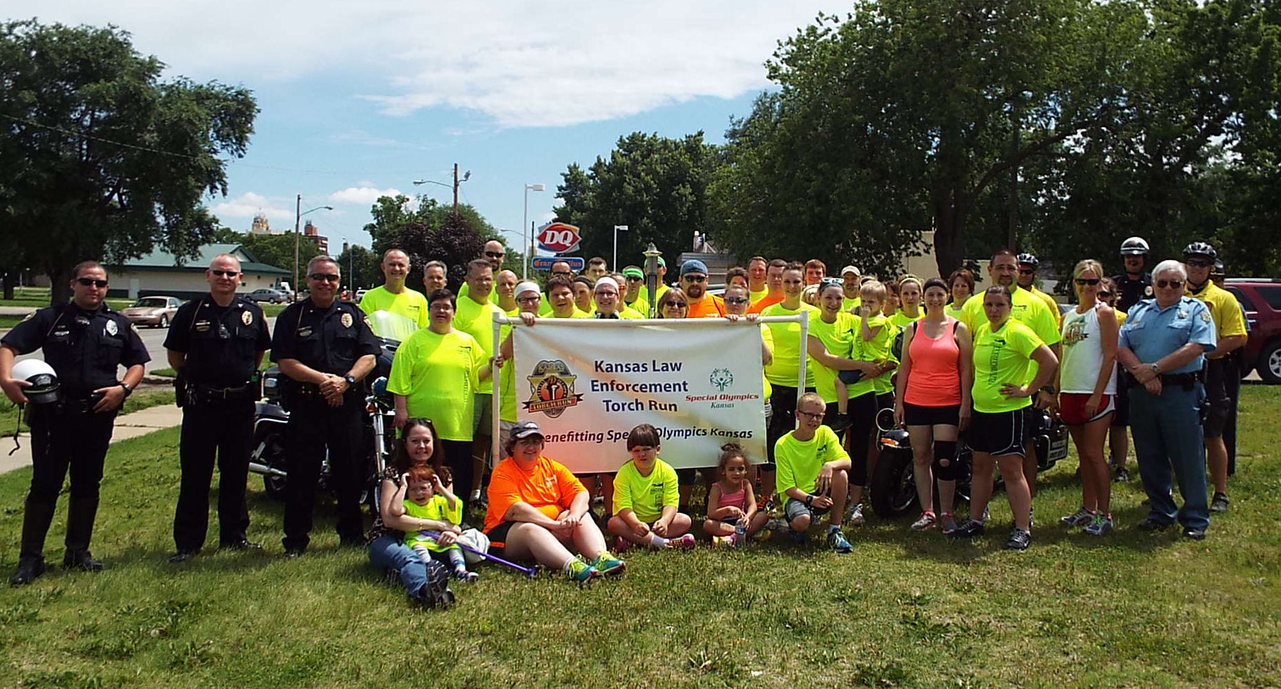 Torch Run Weaves Through Salina